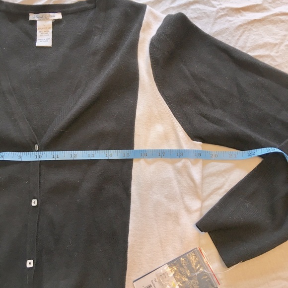 NWT cardigan sz L - Picture 3 of 7